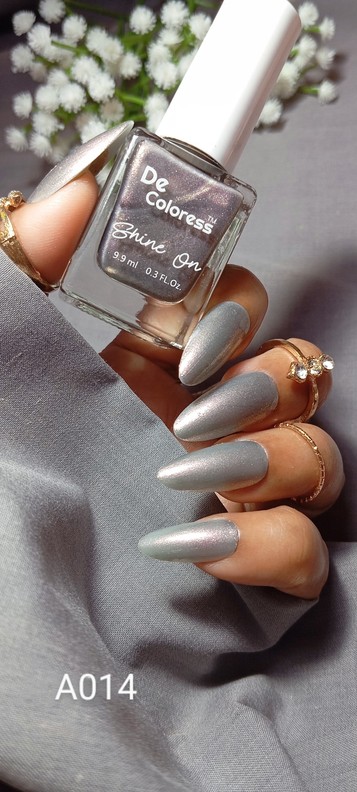 De Colores Shine On Nail Polish – 10 ml