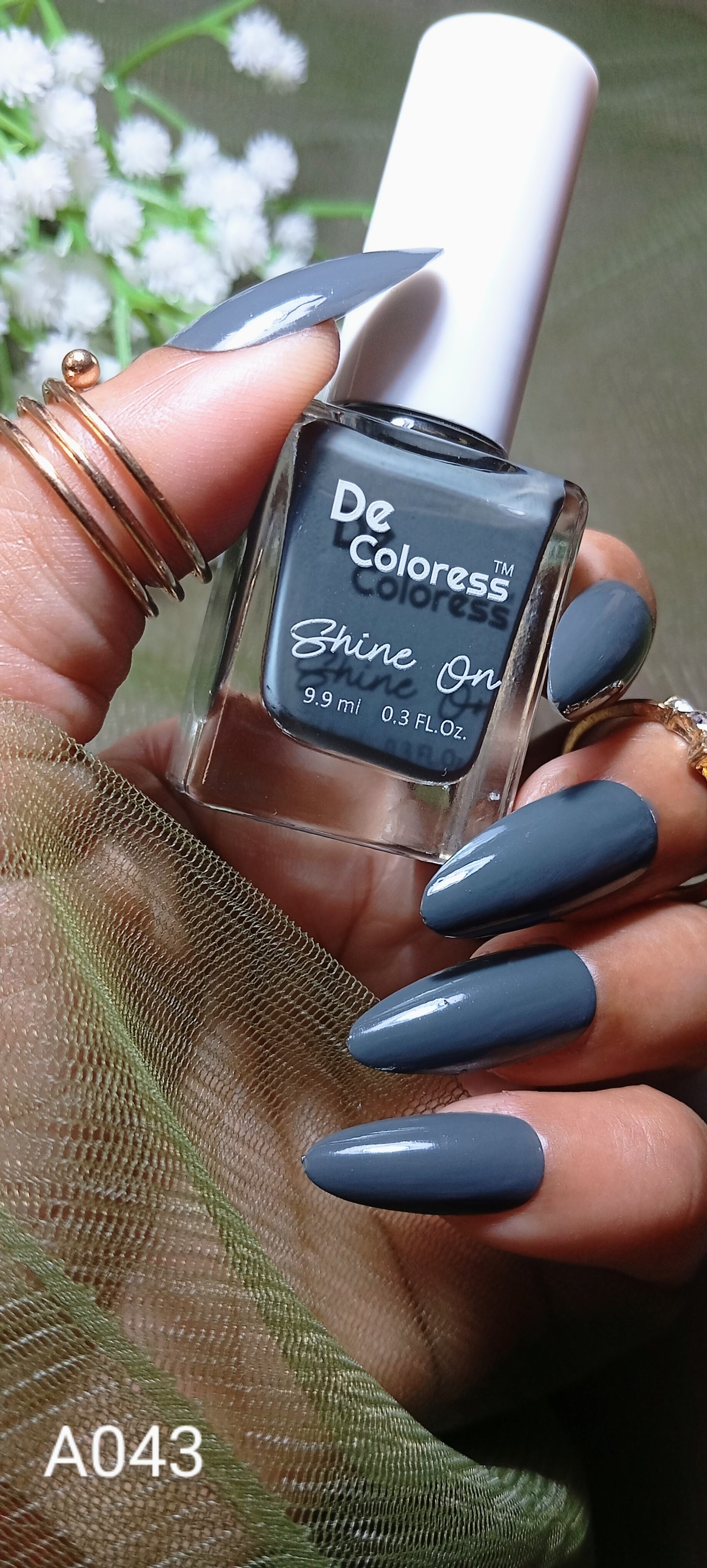 De Colores Shine On Nail Polish – 10 ml