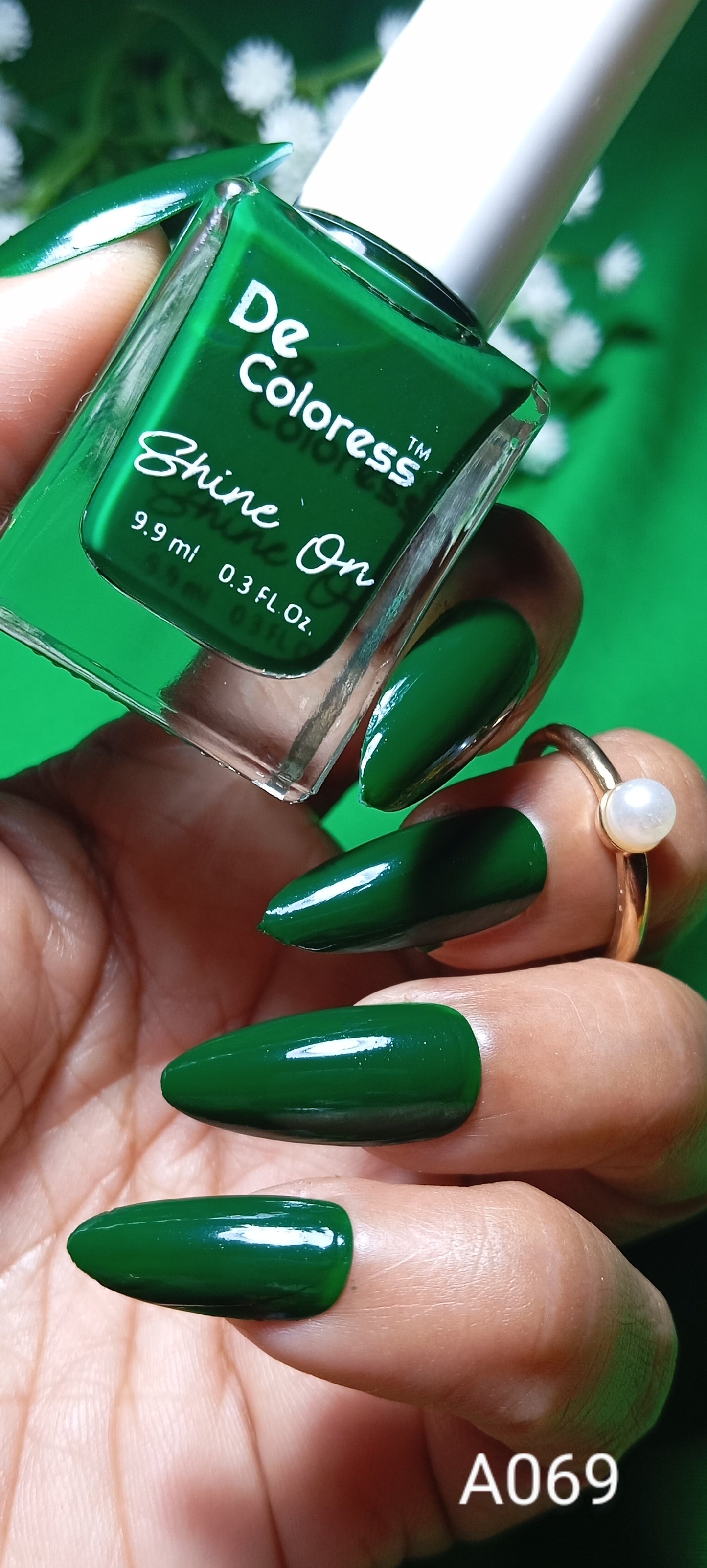 De Colores Shine On Nail Polish – 10 ml