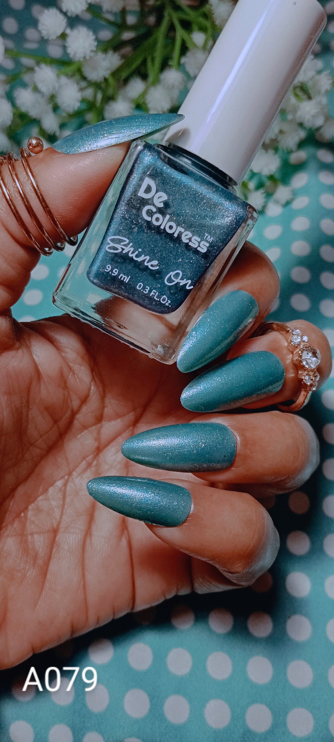 De Colores Shine On Nail Polish – 10 ml